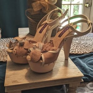 90s Mojo Moxi Sandals